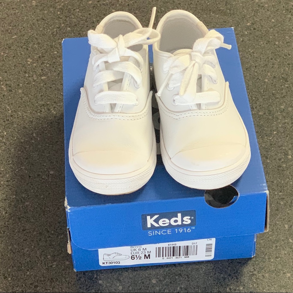 Like new toddler keds “champ” white leather